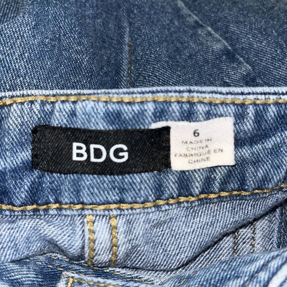 Urban Outfitters BDG Denim Bib  Coverall Dress Knee Length SZ 6 Pockets & Straps - Picture 8 of 10